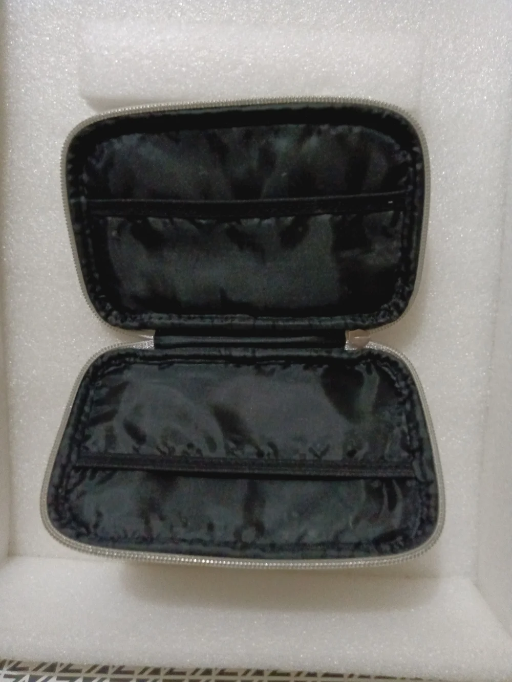 Smashbox Silver Quilted Metallic Makeup Pouch